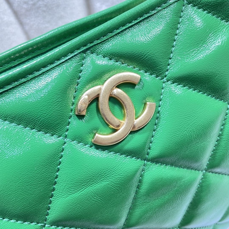 Ch**el hobo bags